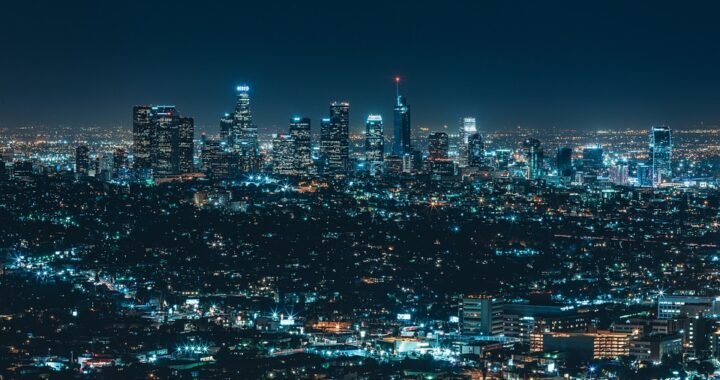 Ejemplos de eslóganes para empresas de educación en redes sociales y branding